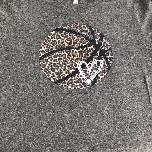 Hoops t shirt - Picture 2 of 3